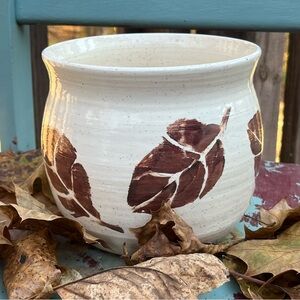 Art Pottery Fall Leaf Autumn Leaves Art Pottery Ceramic Signed Earth Tone Bowl